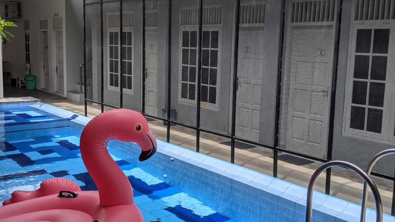 Tamadara Guesthouse Jogja Maguwo エクステリア 写真
